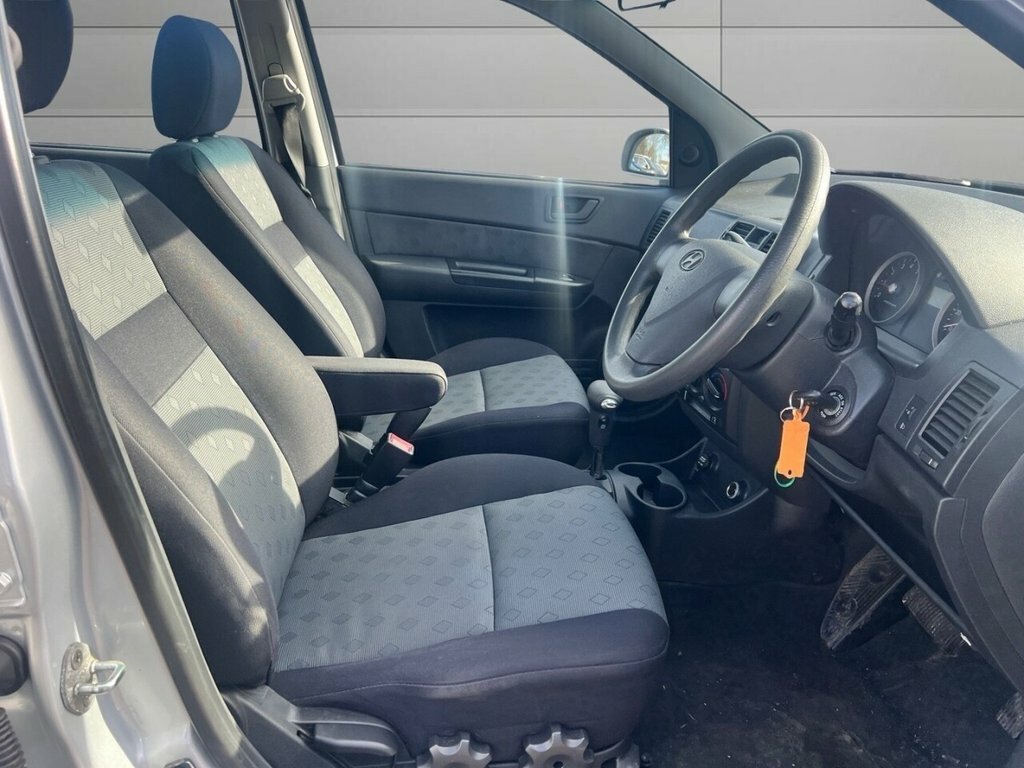Hyundai Getz 1.4L Cdx Silver #3