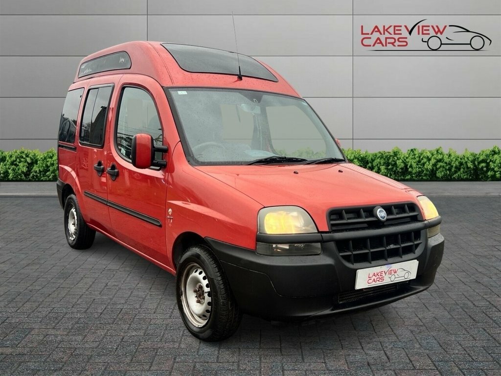 Fiat Doblo 1.3L Active Red