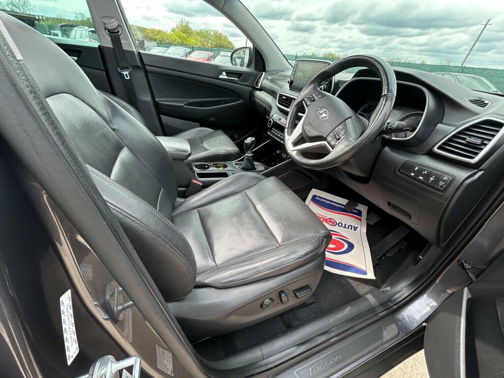 Hyundai Tucson 1.6 Crdi Premium Se Euro 6 Ss GK68MVF Grey #4