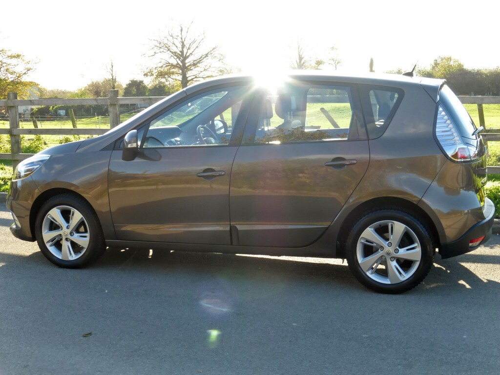 Renault Scenic Mpv PL63EXF Brown #4