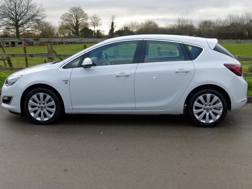 Vauxhall Astra Petrol FE65LVR  #4