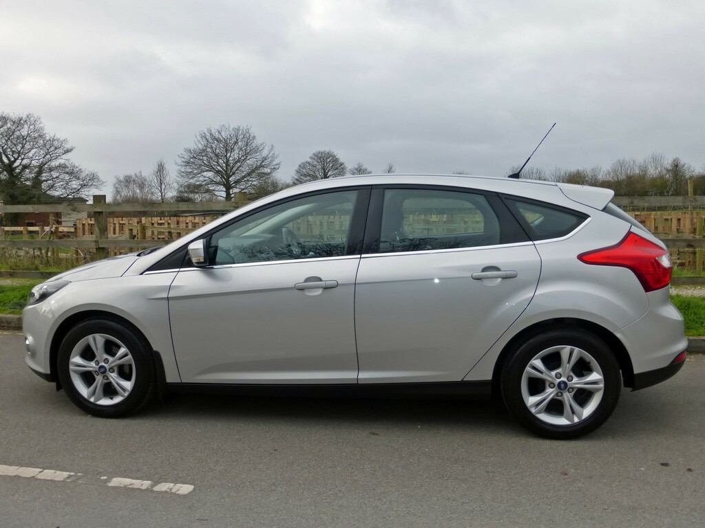Ford Focus Petrol SL62RWY #4
