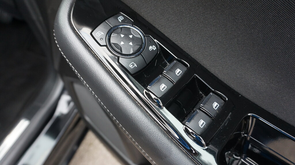 Ford S-Max #19