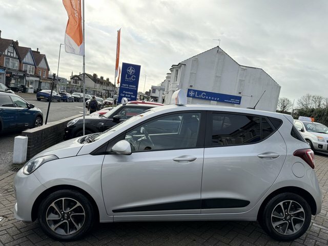 Hyundai I10 1.2 Premium Stunning Low Mileage Example Grey #6