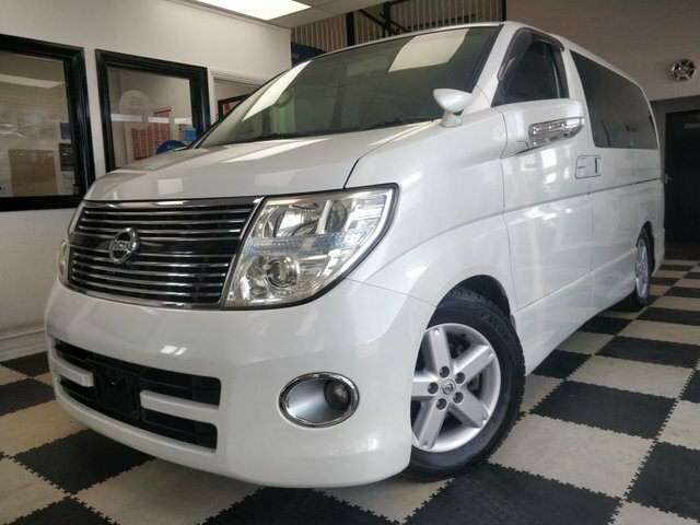 Nissan Elgrand Mpv White