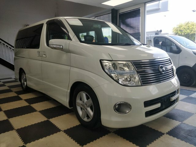 Nissan Elgrand Mpv HC08BNO White #4