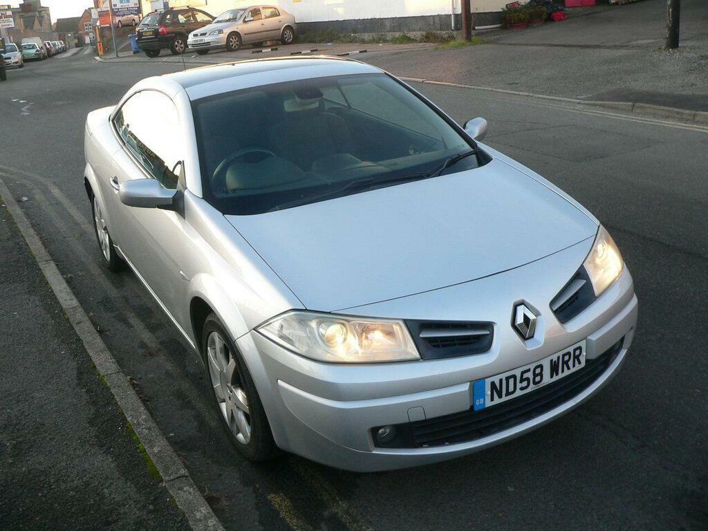 Renault Megane 1.5 Dci Dynamique Silver #2