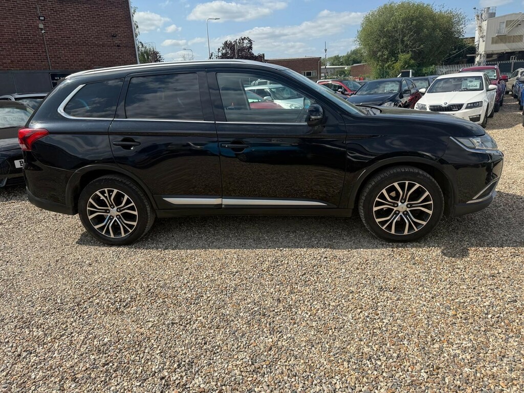 Mitsubishi Outlander 2.2 Di-d 3 4Wd Euro 6 AE17XGU Black #6