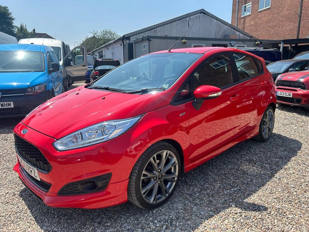 Ford Fiesta 1.0T Ecoboost St-line Euro 6 Ss WU66RFZ Red #2