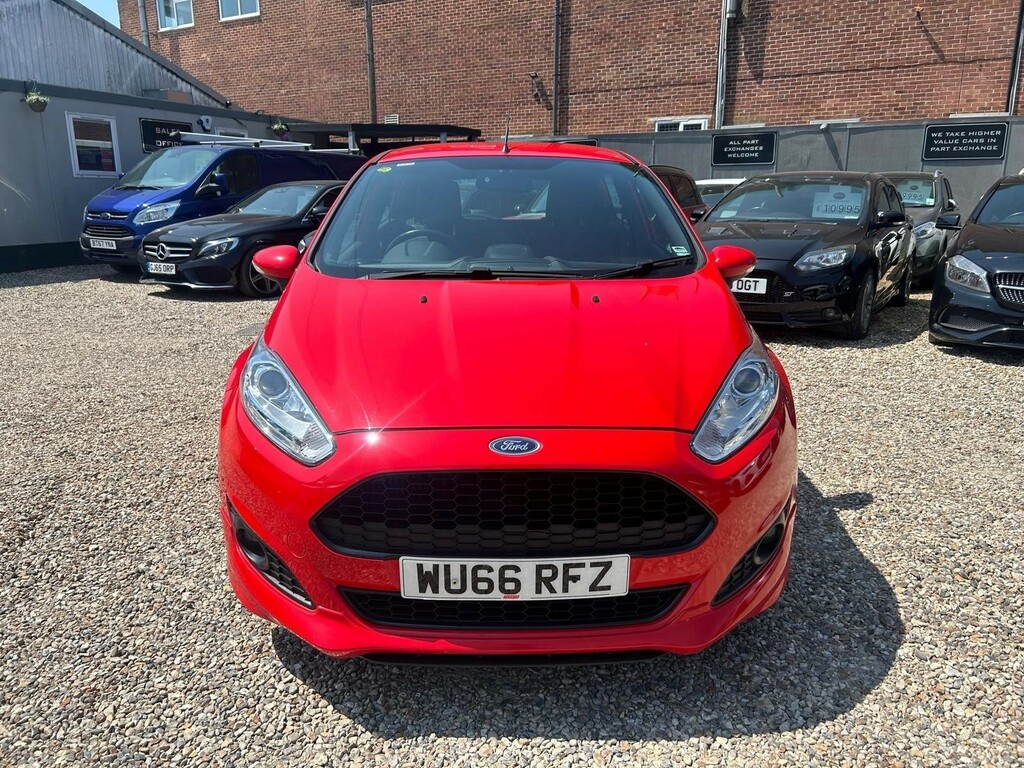 Ford Fiesta 1.0T Ecoboost St-line Euro 6 Ss Red