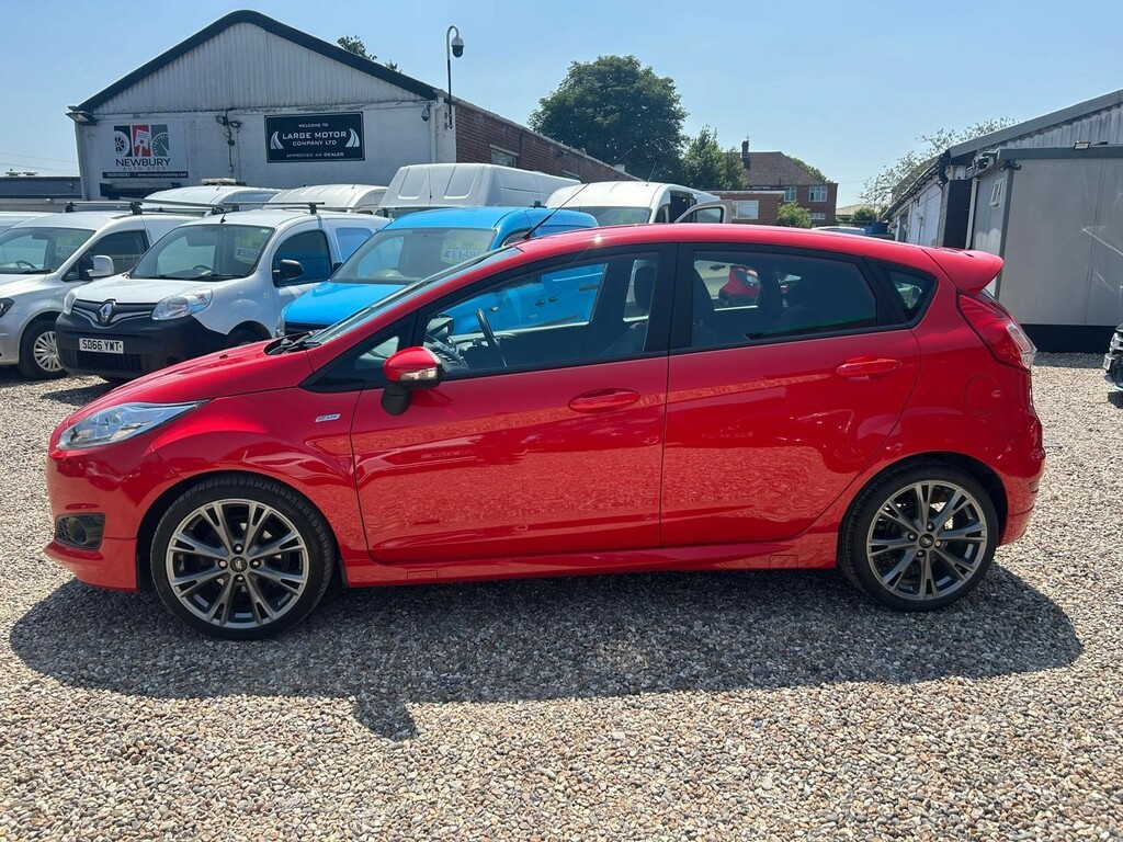 Ford Fiesta 1.0T Ecoboost St-line Euro 6 Ss WU66RFZ Red #3