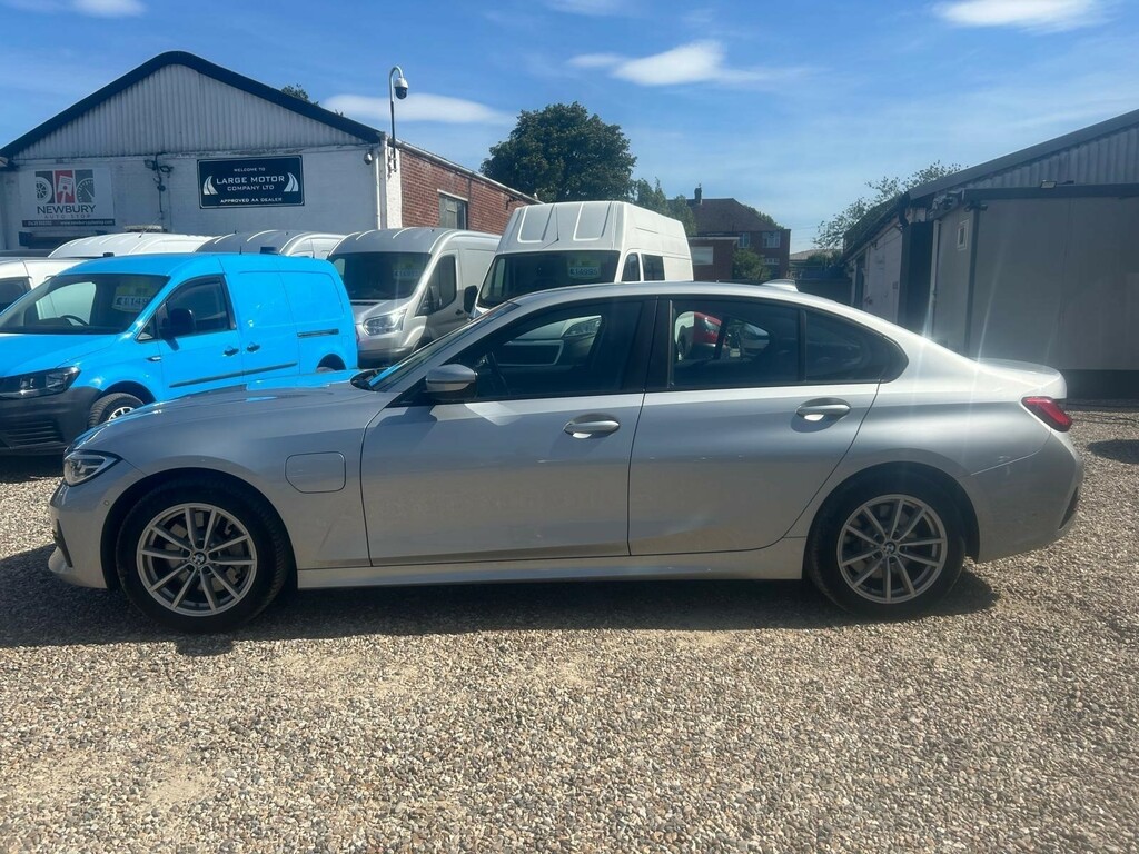 BMW 3 Series 2.0 12Kwh Se Pro Euro 6 Ss MT70XAE Silver #4