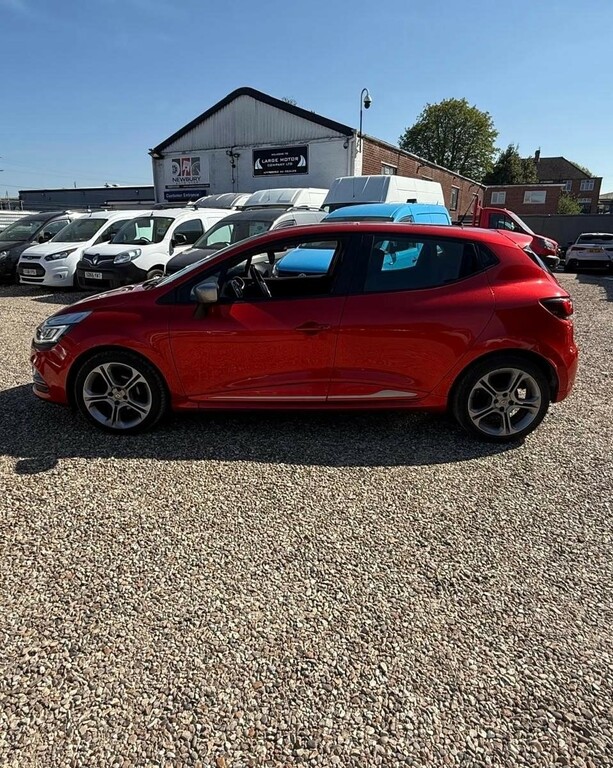 Renault Clio 1.5 Dci Dynamique S Nav Euro 6 Ss Red