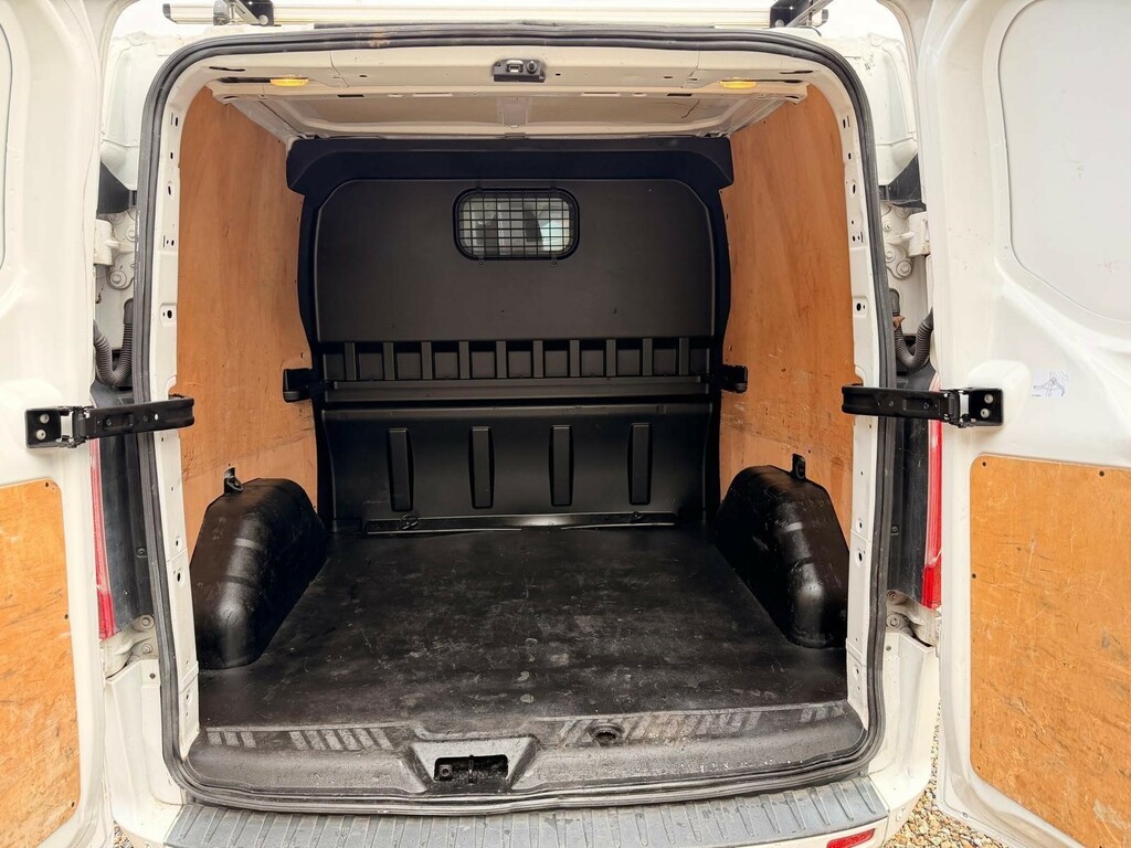 Ford Transit Custom 2.0 Tdci 290 Limited L1 H1 6Dr NL18PVK White #6