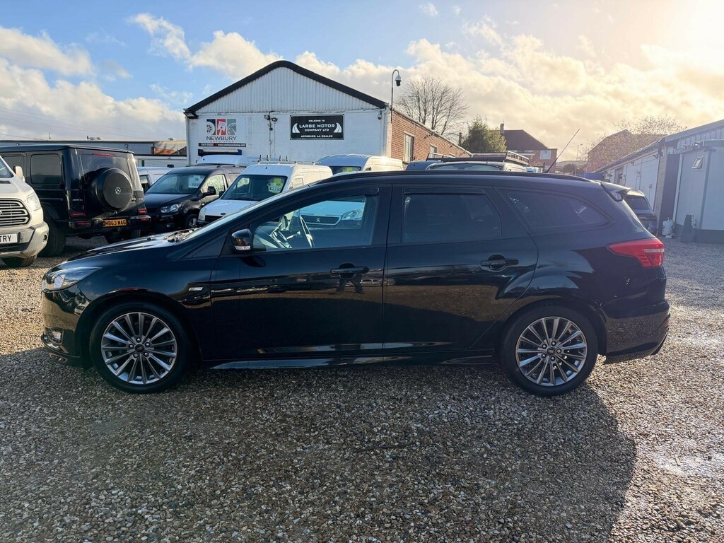 Ford Focus 1.0T Ecoboost St-line Euro 6 Ss KM17JVO Black #3