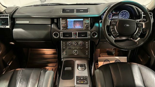 Land Rover Range Rover 4.4 Tdv8 Vogue 313 Bhp Silver #2