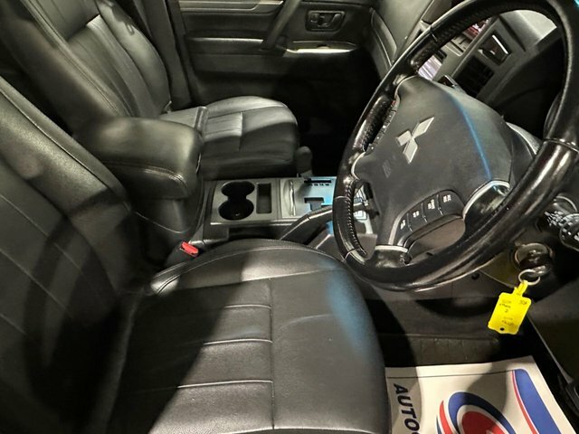 Mitsubishi Shogun 3.2 Di-dc Sg2 4Work Suv 4Wd L Silver #5