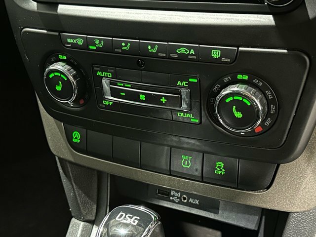 Skoda Yeti 1.2 Tsi Se L Outdoor Dsg Euro 6 S S Grey #3