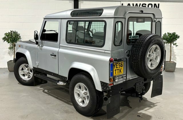 Land Rover Defender 2.5 Td5 County Hard Top Suv Swb 282 Silver #4