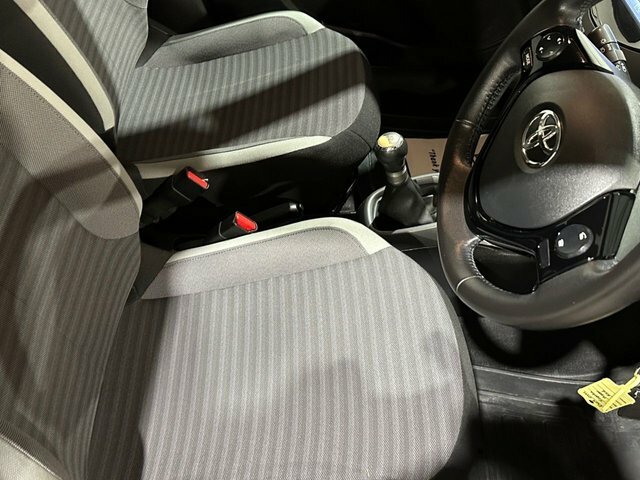 Toyota Aygo 1.0 Vvt-i X-trend Hatchback Euro Red #5