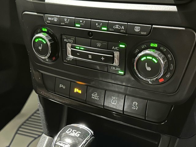 Skoda Yeti 2.0 Tdi Laurin Klement Outdoor Dsg 4W Green #3