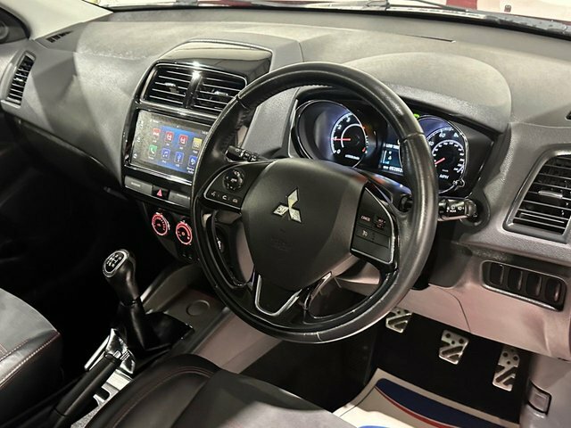 Mitsubishi ASX 1.6 4 Suv Euro 6 117 Ps Red #2