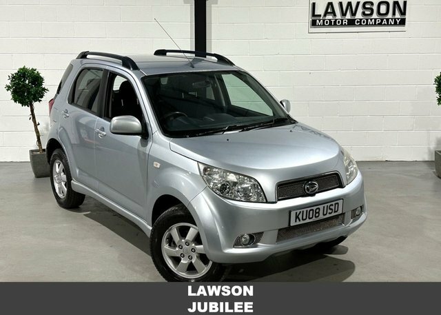 Daihatsu Terios 1.5 Se Suv 201 G Km 103 Bhp Silver