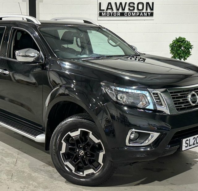 Nissan Navara 2.3 Dci Tekna Pickup Double Cab Black #5
