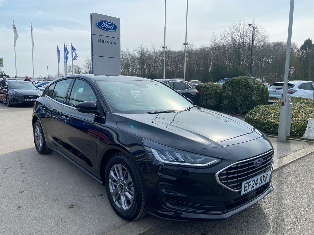 Ford Focus 1.0 Mhev Titanium 125Ps Mild Hybrid Low Mileage Black