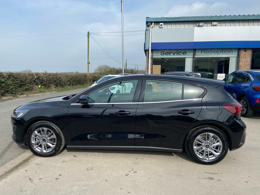 Ford Focus 1.0 Mhev Titanium 125Ps Mild Hybrid Low Mileage EF24BXK Black #4