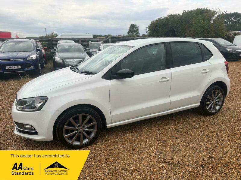 Volkswagen Polo 1.4 Tdi Bluemotion Tech YB65JZF White #3