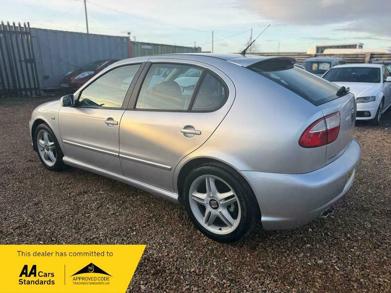 Seat Leon Hatchback 1.9 Tdi S 200252 Silver #9