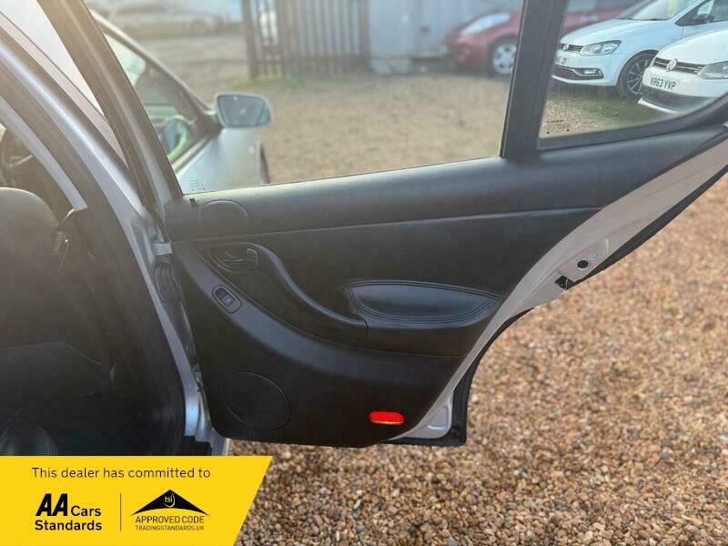 Seat Leon Hatchback 1.9 Tdi S 200252 Silver #28