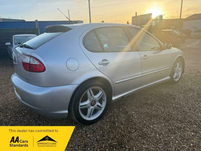 Seat Leon Hatchback 1.9 Tdi S 200252 Silver #8