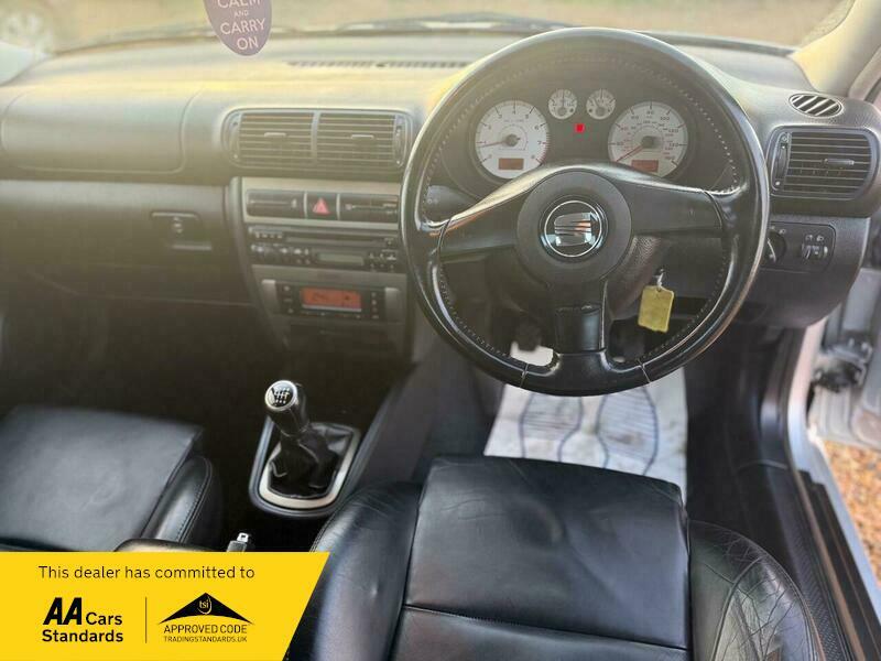 Seat Leon Hatchback 1.9 Tdi S 200252 Silver #30