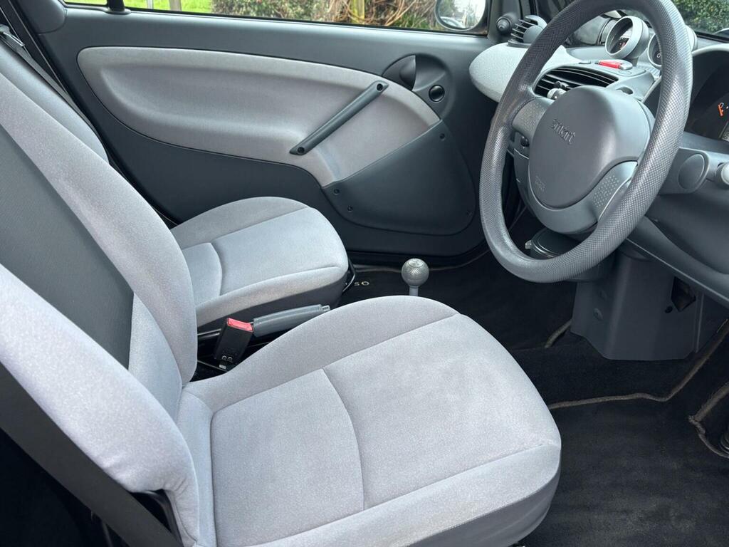 Smart Fortwo 0.7 City Pulse Black #11