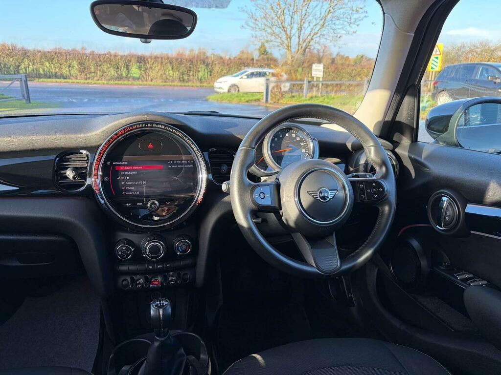 Mini Hatch 1.5 Cooper Classic Euro 6 Ss SA71NWN Grey #2