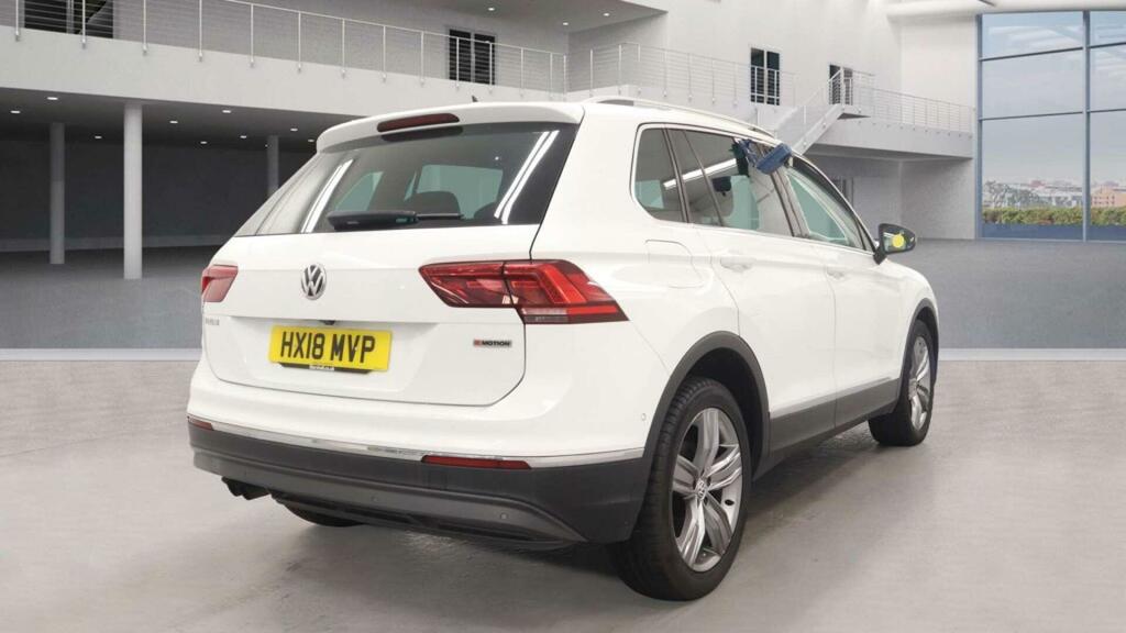 Volkswagen Tiguan 2.0 Tsi Sel Dsg 4Motion Euro 6 Ss HX18MVP White #4