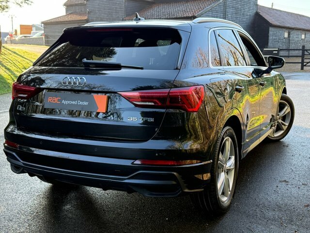 Audi Q3 Tfsi Cod 35 S ET19YHZ Black #2