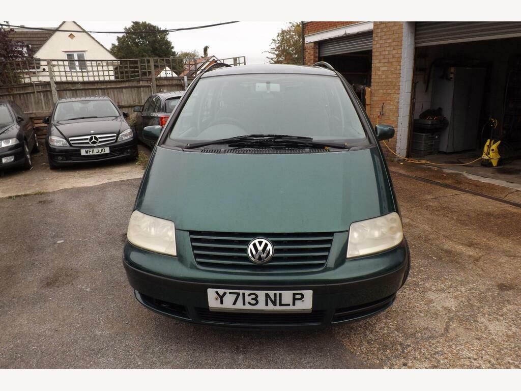Volkswagen Sharan 1.4 Tsi Se Nav Dsg Silver #2