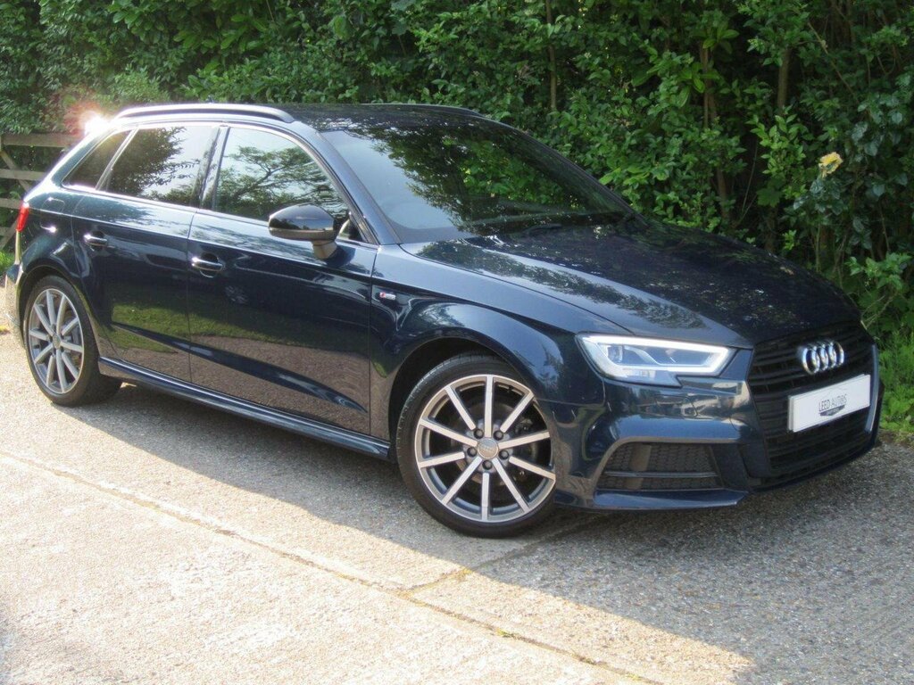 Audi A3 Hatchback 1.5 Tfsi Cod Black Edition Sportback Eur KK17VPP Blue #2