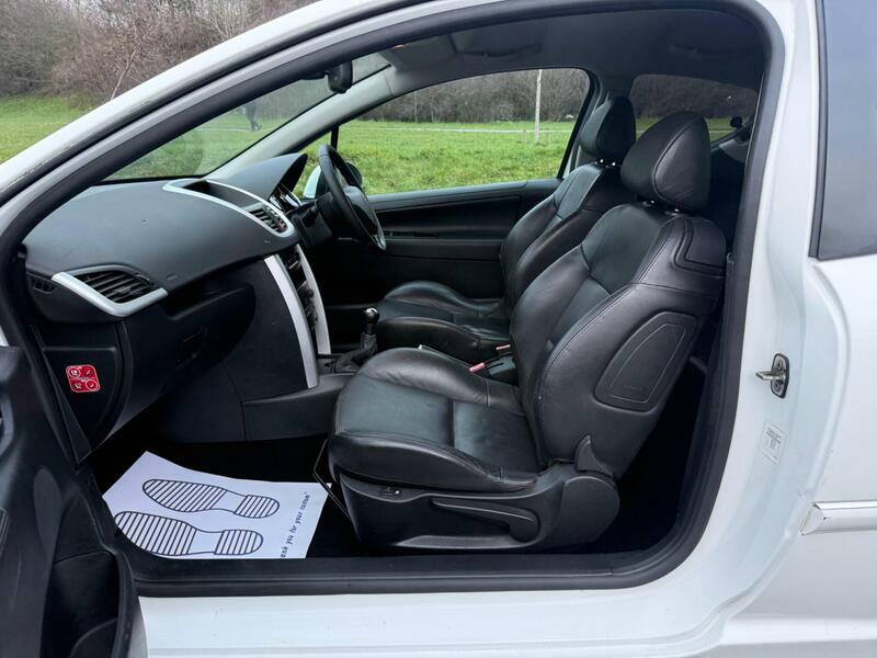 Peugeot 207 1.6 Vti Allure Euro 5 BJ10OWY White #6