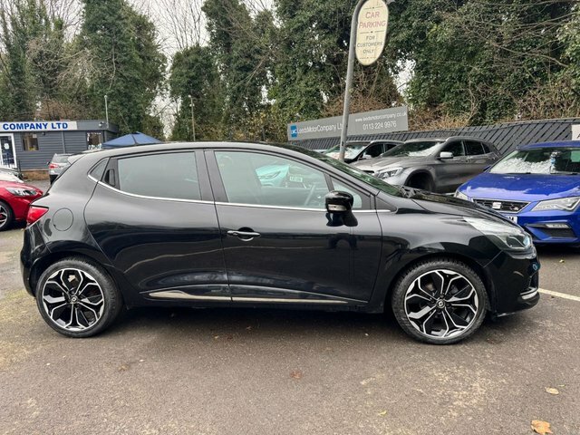 Renault Clio Hatchback HK19MHZ Black #3