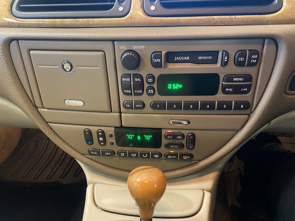 Jaguar S-Type Saloon 4.0 V8 2001X Blue #15