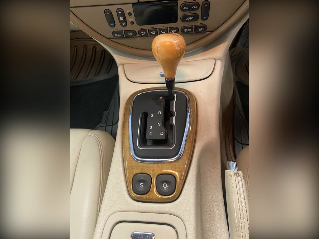 Jaguar S-Type Saloon 4.0 V8 2001X Blue #25