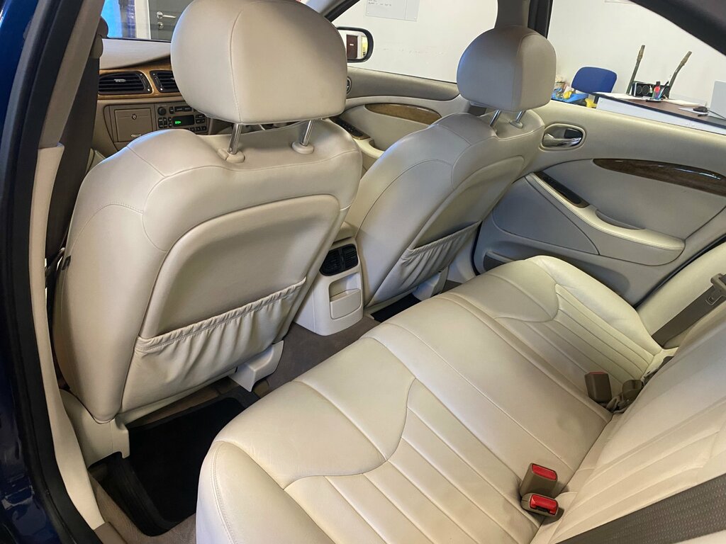 Jaguar S-Type Saloon 4.0 V8 2001X Blue #19