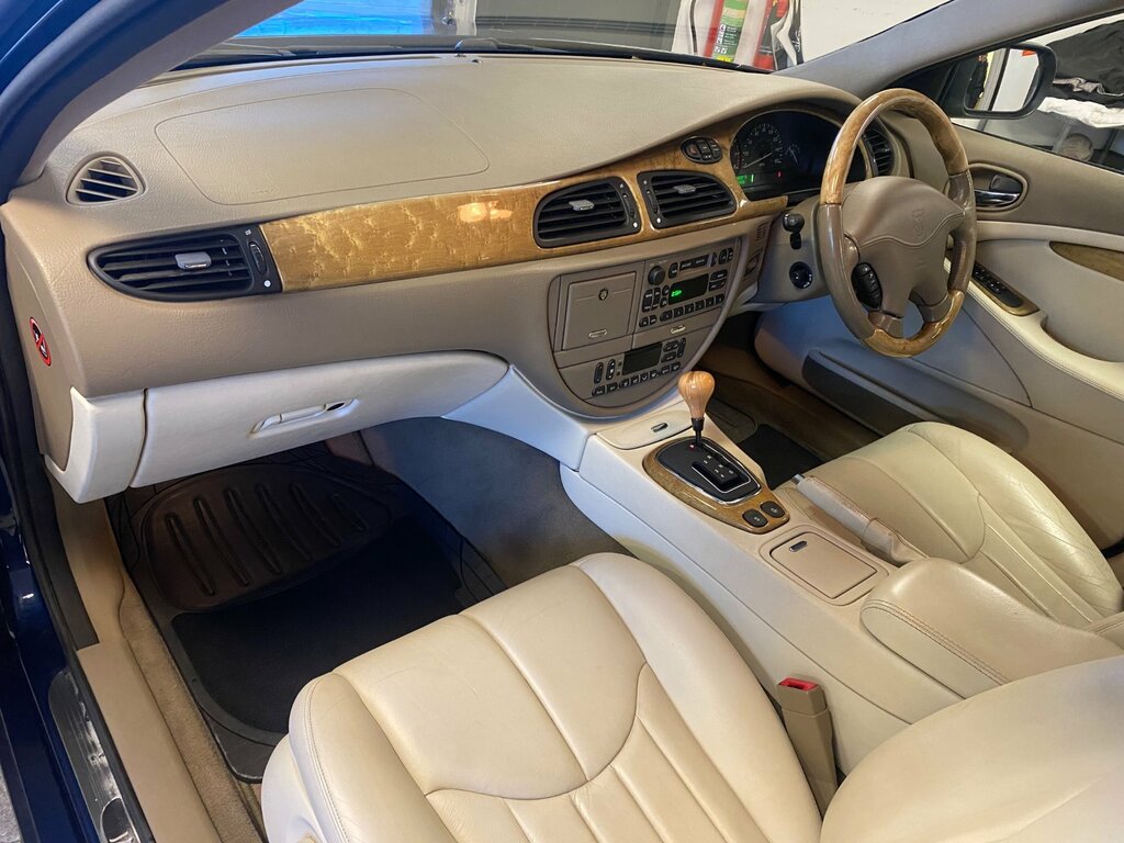 Jaguar S-Type Saloon 4.0 V8 2001X Blue #16