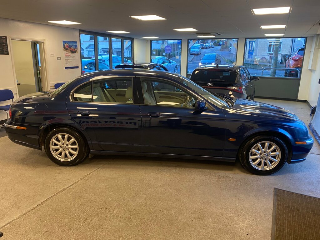 Jaguar S-Type Saloon 4.0 V8 2001X Blue #11