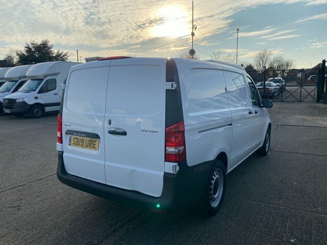 Mercedes-Benz Vito 2.1 114 Cdi Pure SB19URE White #6
