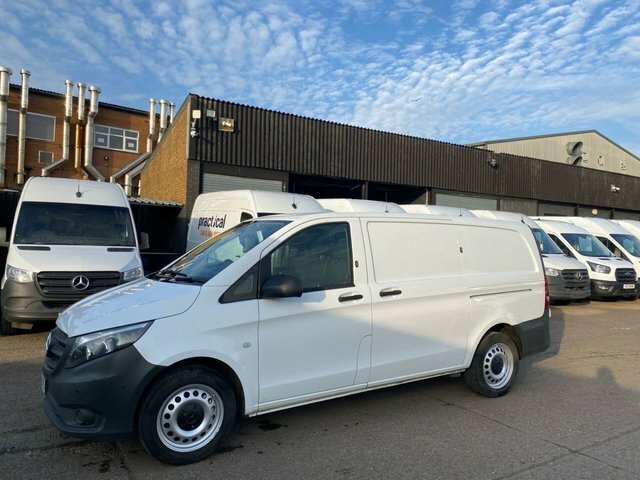 Mercedes-Benz Vito 2.1 114 Cdi Pure SB19URE White #5